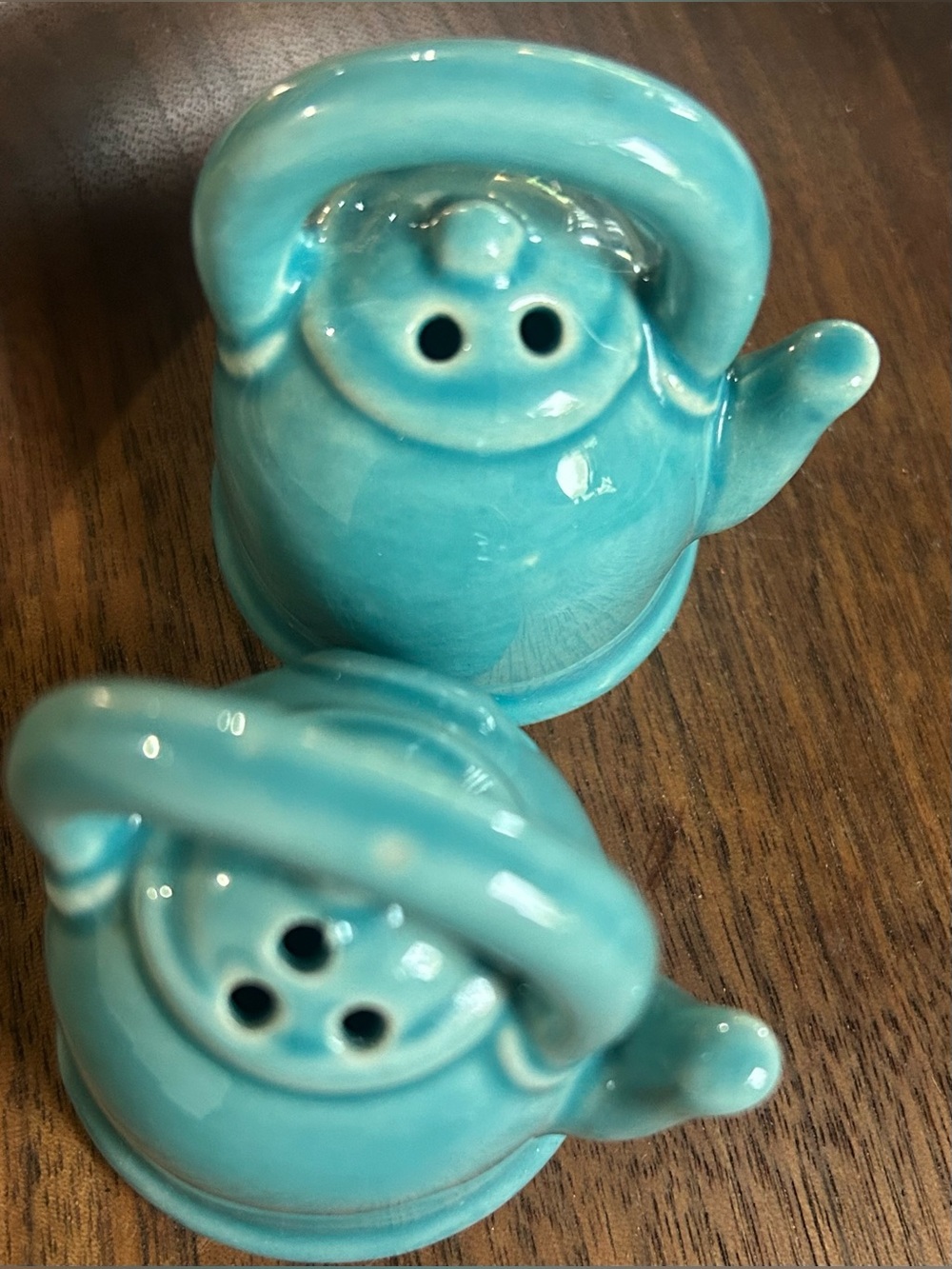 🐕3/20 Ceramic Turquoise Teapot Salt & Pepper Shaker Set - Picture 5 of 6